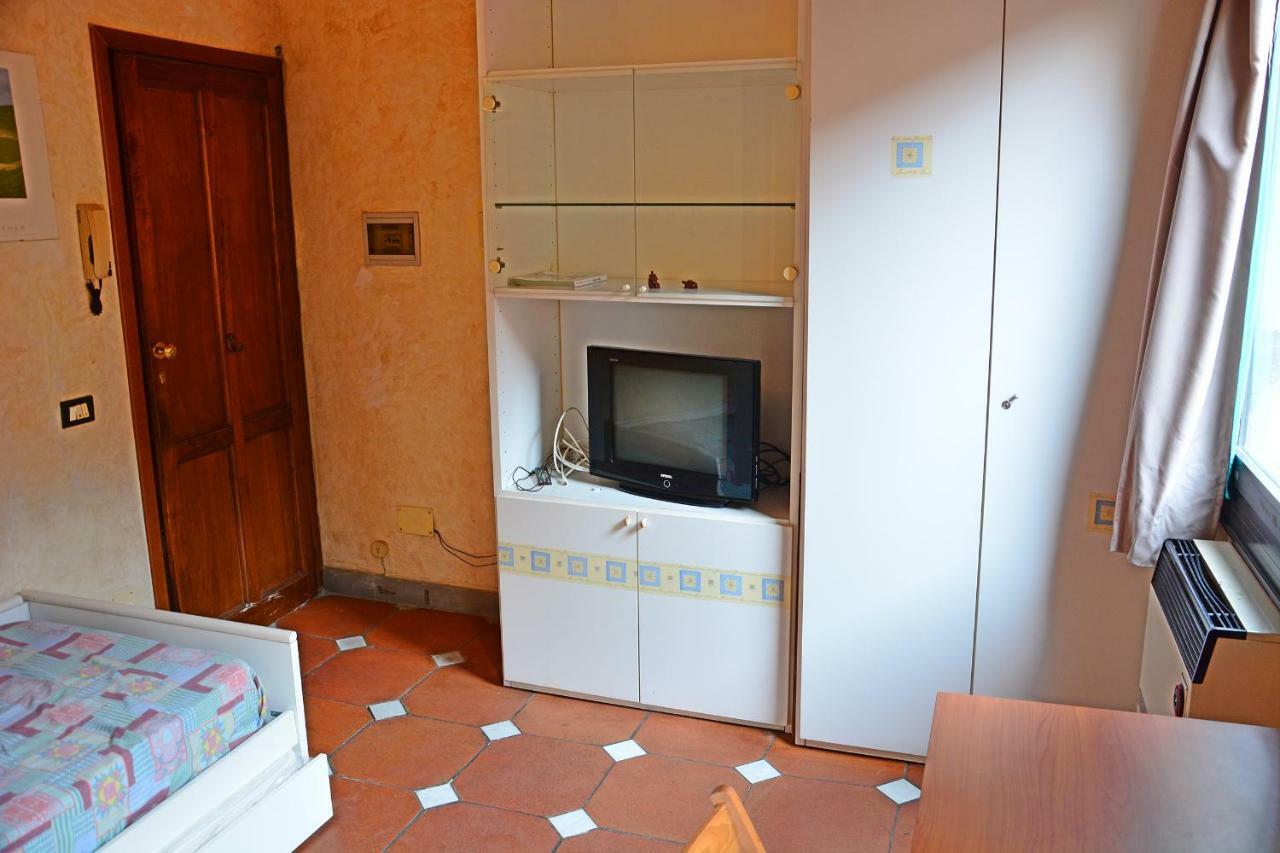 Alessandro'S Small Apartment Floransa Dış mekan fotoğraf